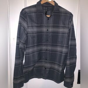 Masons peak flannel men size M lululemon long sleeve top like new
